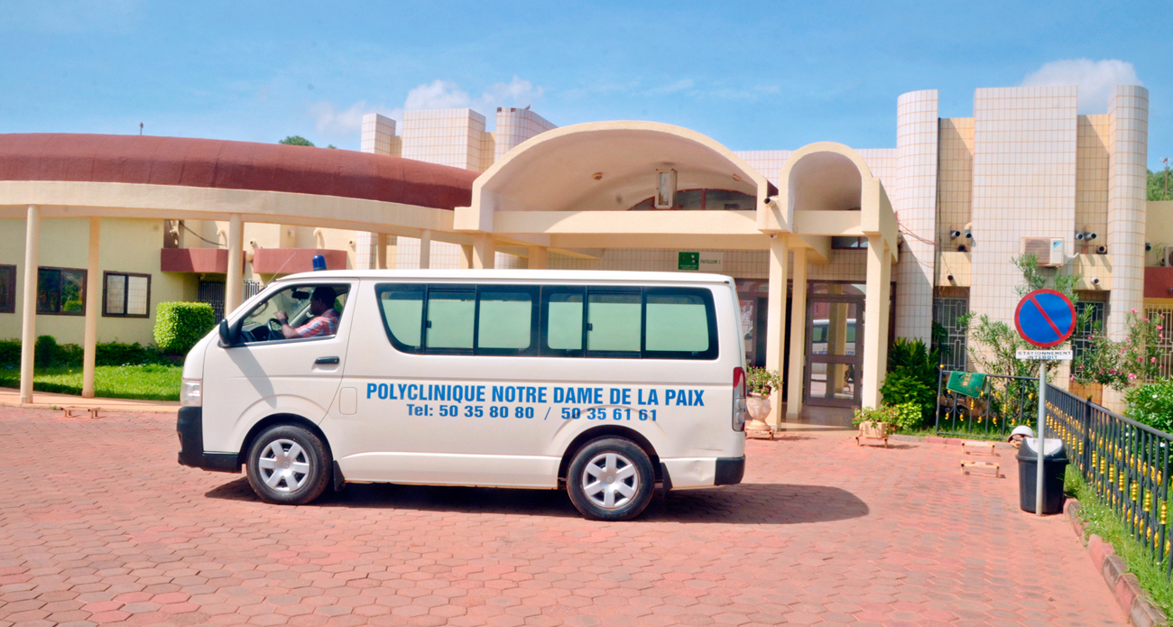 AMBULANCES BIEN ÉQUIPÉES